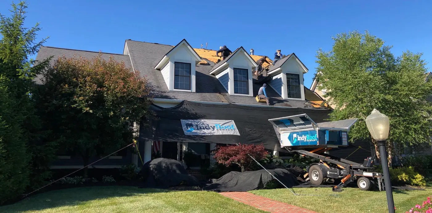 Manufacturer-certified roof installation in Ulen